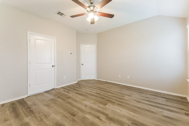 1,790/Mo, 1216 Bent Tree Rd Royse City, TX 75189 Main Bedroom View 2