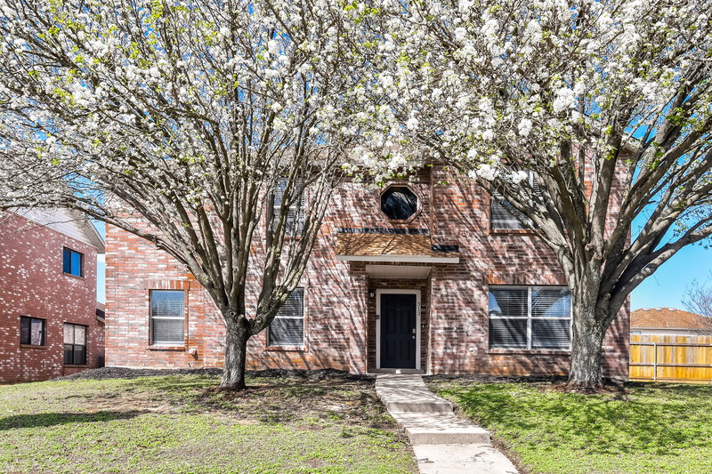 2,700/Mo, 313 Wedgewood Ln Cedar Hill, TX 75104 External View