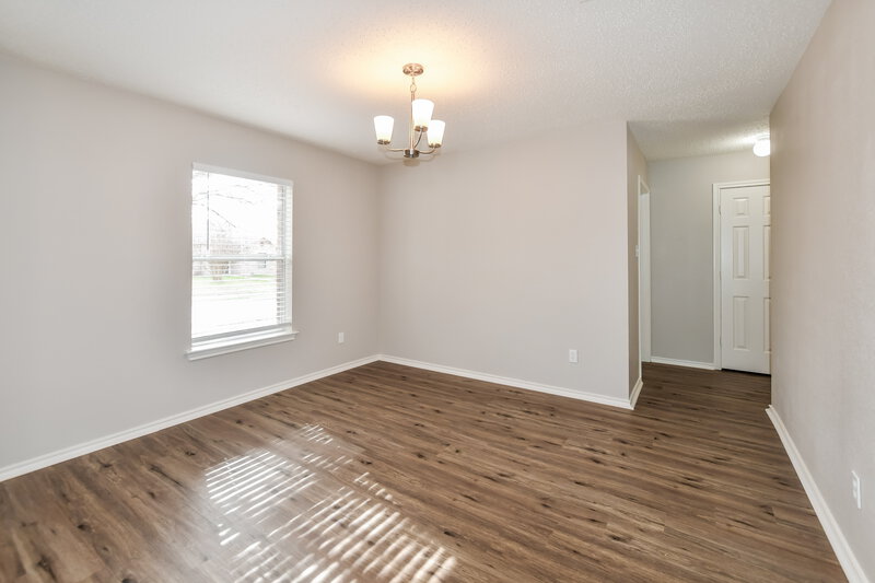 2,700/Mo, 313 Wedgewood Ln Cedar Hill, TX 75104 Dining Room View