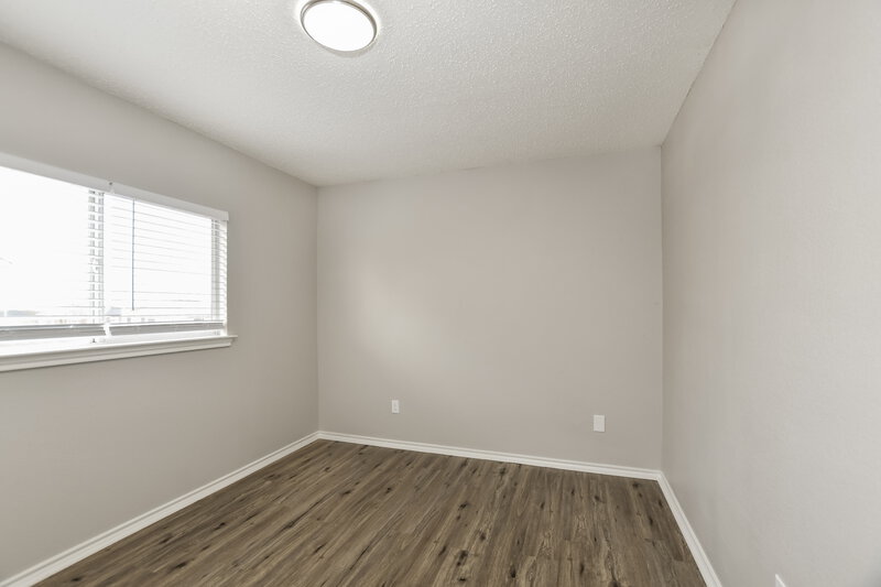 2,700/Mo, 313 Wedgewood Ln Cedar Hill, TX 75104 Bedroom View 4