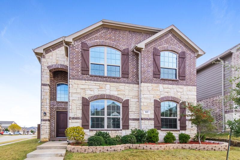 2,525/Mo, 501 Big Horn Rd Aubrey, TX 76227 External View