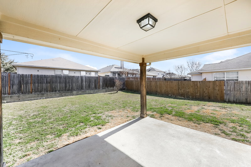 2,090/Mo, 14136 Black Gold Trl Haslet, TX 76052 Porch View