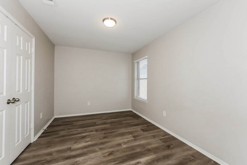 2,240/Mo, 1401 Misty Dr Midlothian, TX 76065 Bedroom View 3