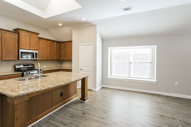 2,085/Mo, 817 Partridge Dr Aubrey, TX 76227 Dining Room View