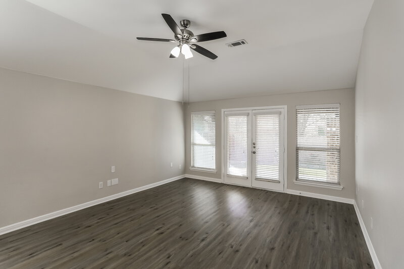 2,085/Mo, 817 Partridge Dr Aubrey, TX 76227 Family Room View