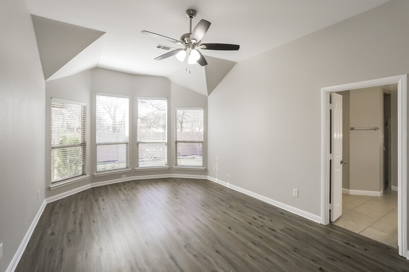 2,085/Mo, 817 Partridge Dr Aubrey, TX 76227 Main Bedroom View