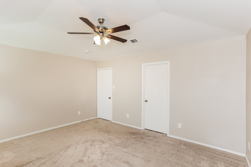 2,125/Mo, 421 Fawn Hill Dr Fort Worth, TX 76134 Main Bedroom View 2