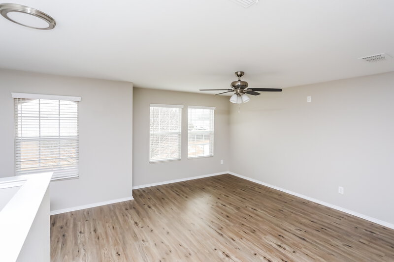 1,930/Mo, 1209 Hawthorne Ct Royse City, TX 75189 Loft View