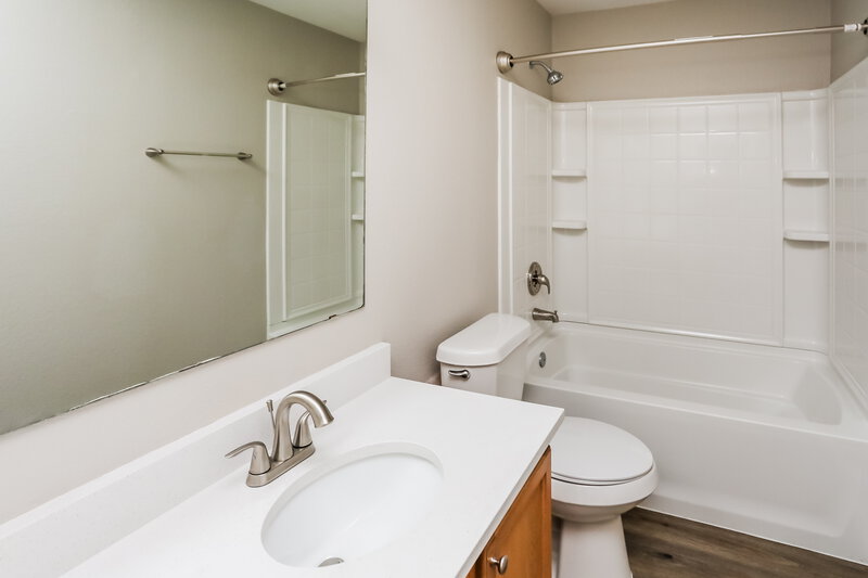 1,930/Mo, 1209 Hawthorne Ct Royse City, TX 75189 Bathroom View