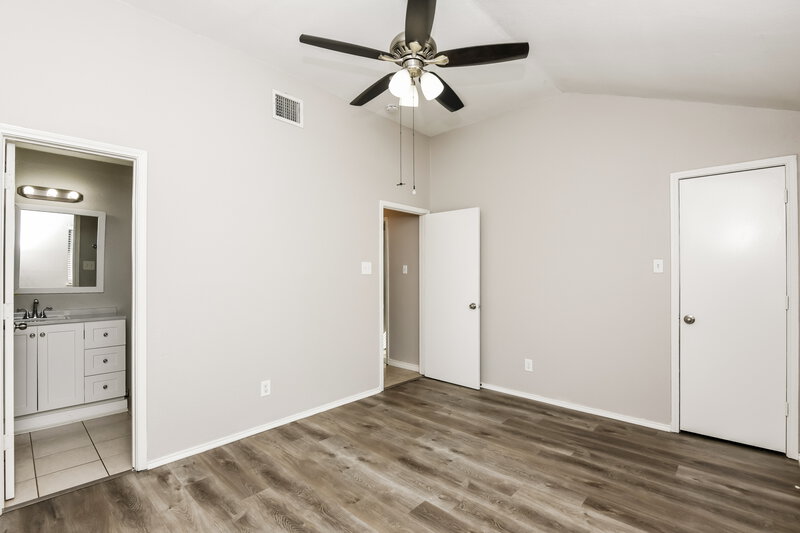 1,730/Mo, 6710 Silver Sage Dr Fort Worth, TX 76137 Main Bedroom View 2