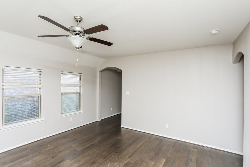 2,095/Mo, 8473 Blue Violet Trl Fort Worth, TX 76123 Living Room View 2