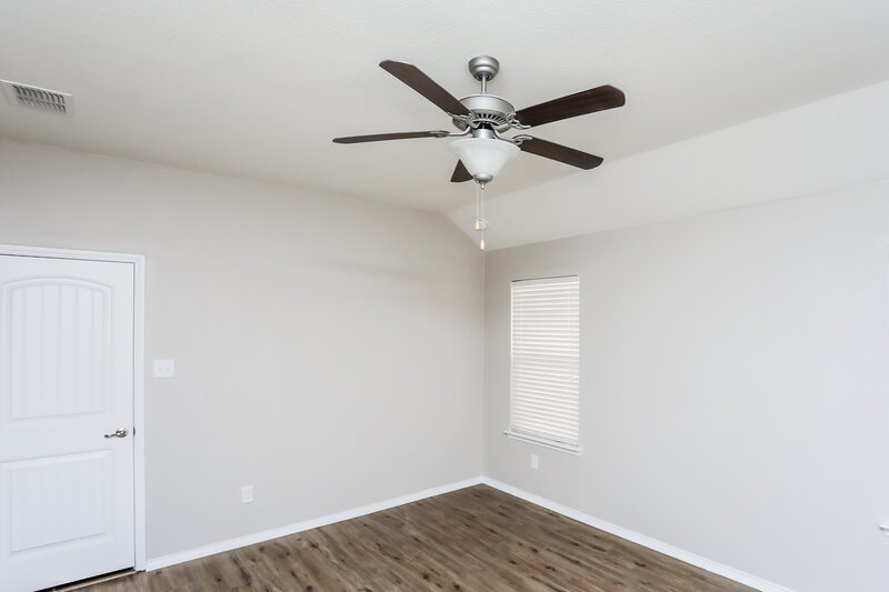 2,095/Mo, 8473 Blue Violet Trl Fort Worth, TX 76123 Bedroom View