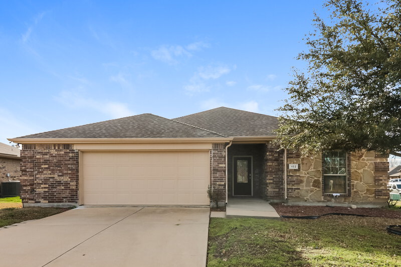 1,995/Mo, 102 Forest Grv S Princeton, TX 75407 Front View