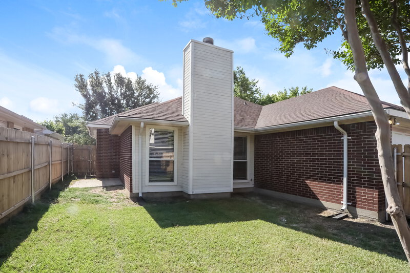 2,355/Mo, 741 Bahama Dr Lancaster, TX 75146 Rear View