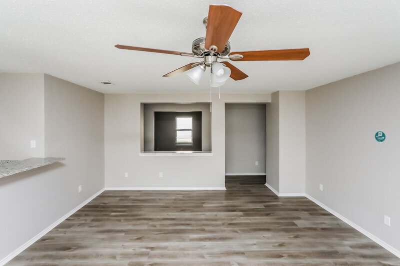 2,390/Mo, 632 Snapdragon Ln Desoto, TX 75115 Living Room View