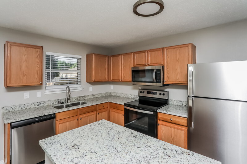 2,390/Mo, 632 Snapdragon Ln Desoto, TX 75115 Kitchen View