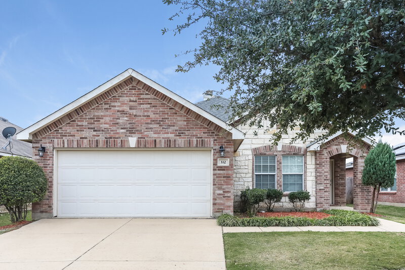 2,180/Mo, 332 Silver Lake Trl Fort Worth, TX 76140 External View