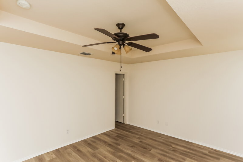 2,180/Mo, 332 Silver Lake Trl Fort Worth, TX 76140 Main Bedroom View