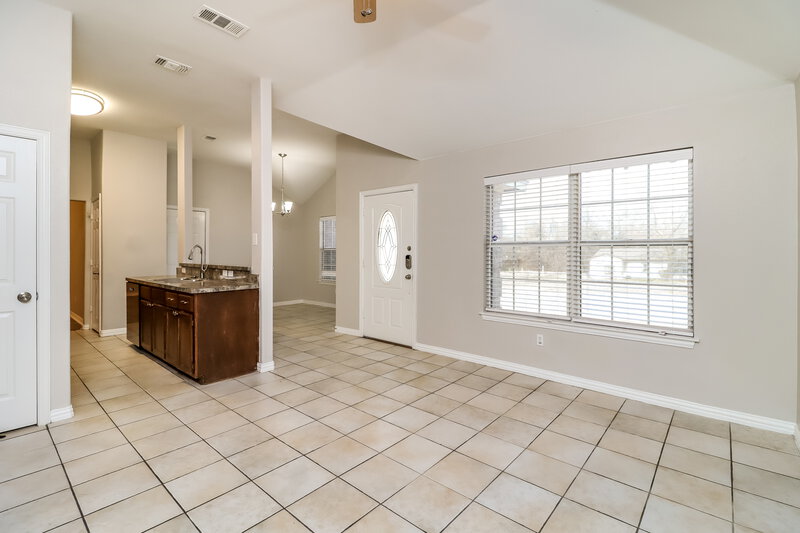 2,040/Mo, 8301 Gibbs Dr White Settlement, TX 76108 Living Room View 2