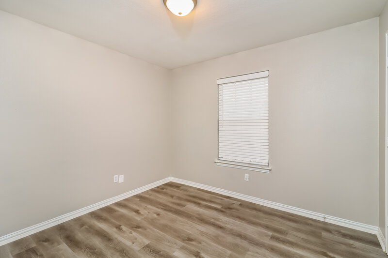 2,040/Mo, 8301 Gibbs Dr White Settlement, TX 76108 Bedroom View