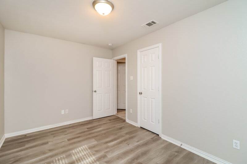 2,040/Mo, 8301 Gibbs Dr White Settlement, TX 76108 Bedroom View 2