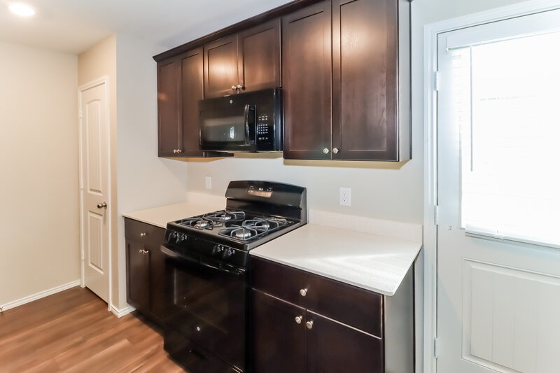 2,075/Mo, 6113 Hornwood Dr Fort Worth, TX 76123 Kitchen View