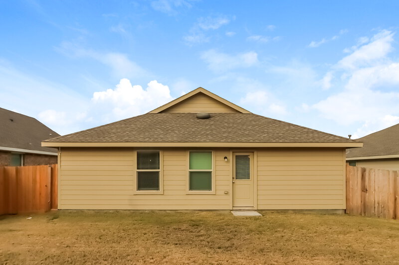 2,075/Mo, 6113 Hornwood Dr Fort Worth, TX 76123 Rear View