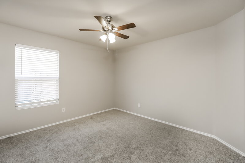 2,250/Mo, 841 Crystal Dr Burleson, TX 76028 Bedroom View