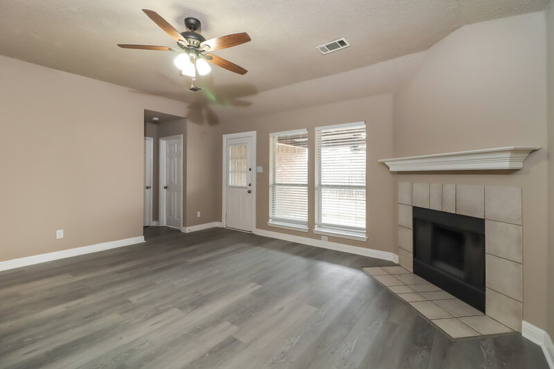 2,235/Mo, 3512 Tommy Hays Dr Haltom City, TX 76117 Misc View 3