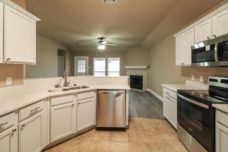 2,235/Mo, 3512 Tommy Hays Dr Haltom City, TX 76117 Misc View 6