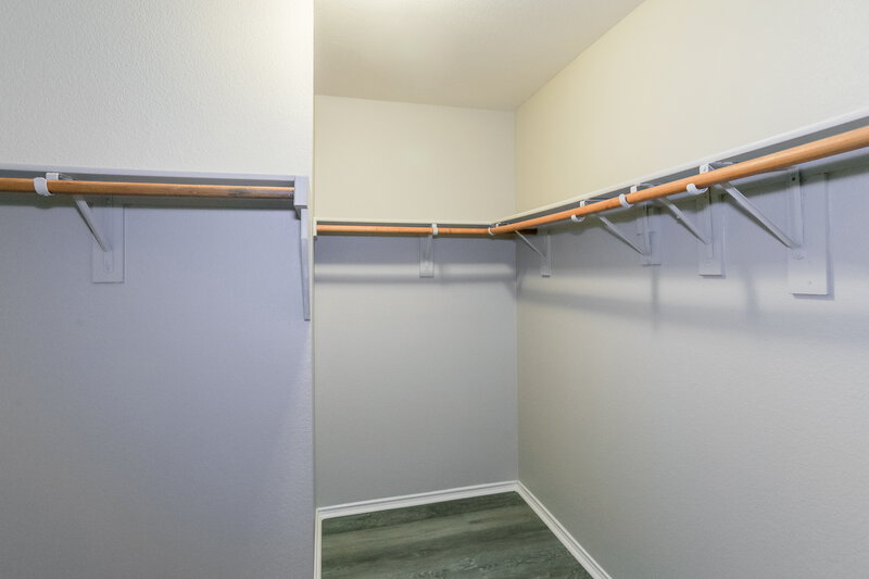 2,120/Mo, 516 Silver Leaf Dr Fate, TX 75087 Walk In Closet View