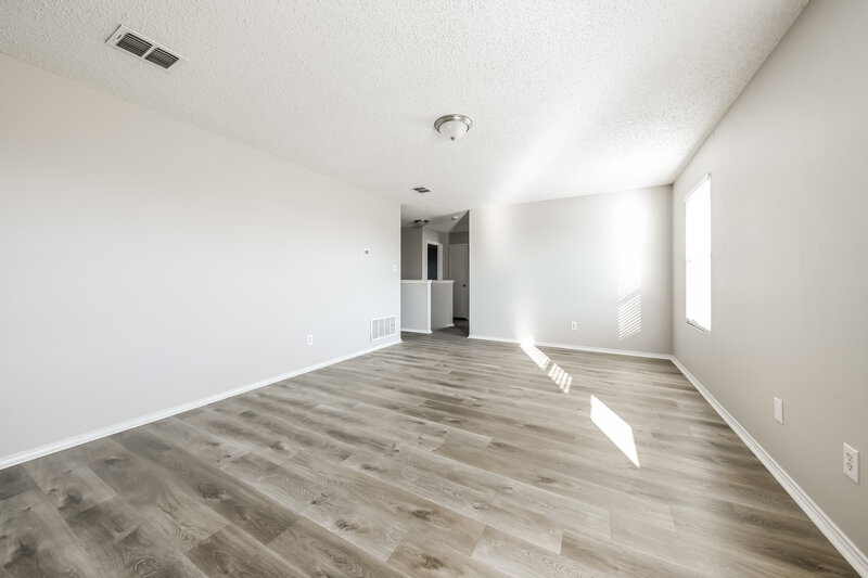 2,800/Mo, 1011 Bannack Dr Arlington, TX 76001 Loft View