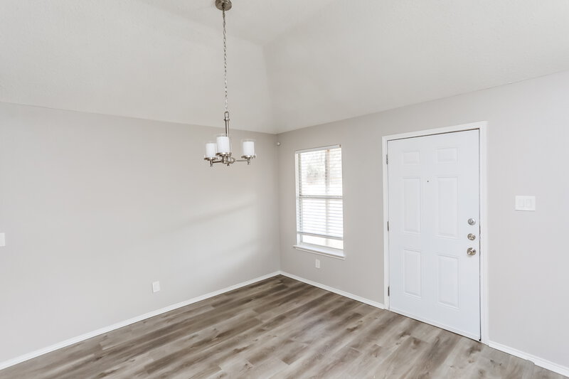 2,410/Mo, 5122 Eastcreek Dr Arlington, TX 76018 Dining Room View