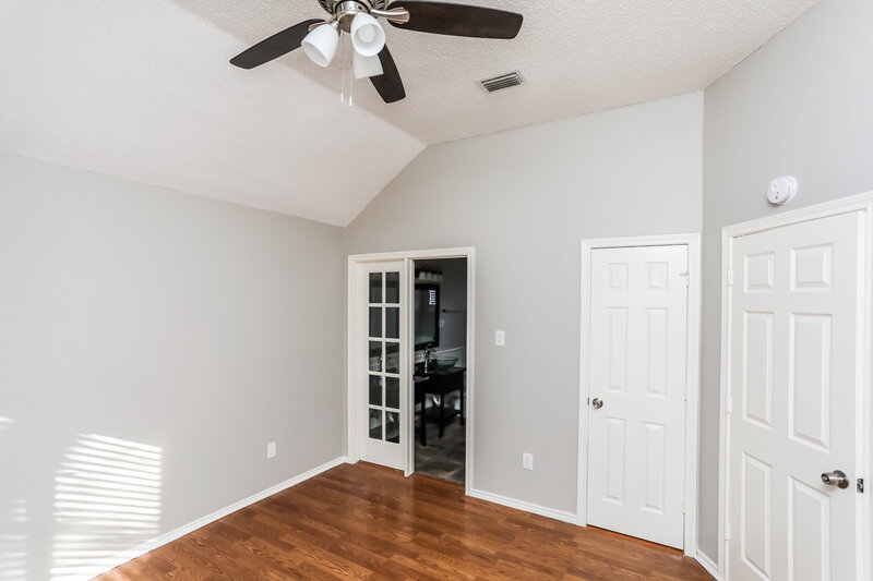 2,410/Mo, 5122 Eastcreek Dr Arlington, TX 76018 Family Room View