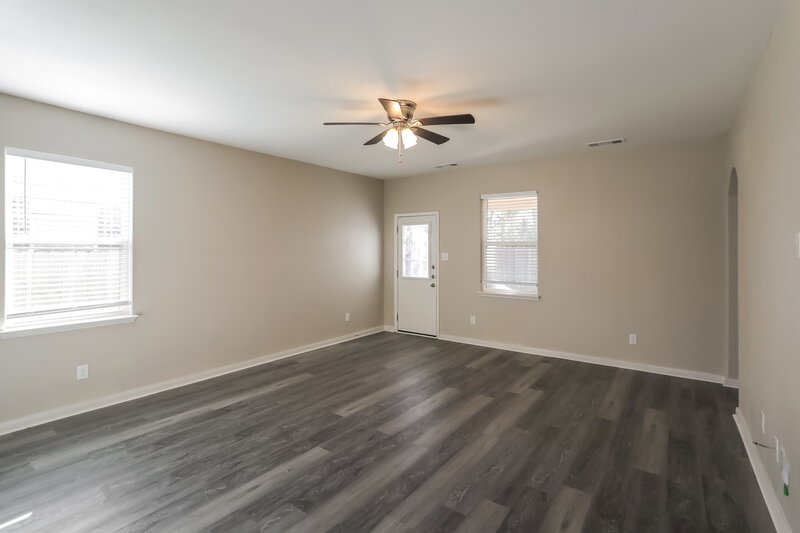 2,040/Mo, 1838 Fairbanks Dr Princeton, TX 75407 Living Room View