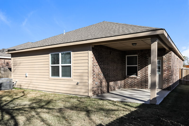 2,040/Mo, 1838 Fairbanks Dr Princeton, TX 75407 Rear View