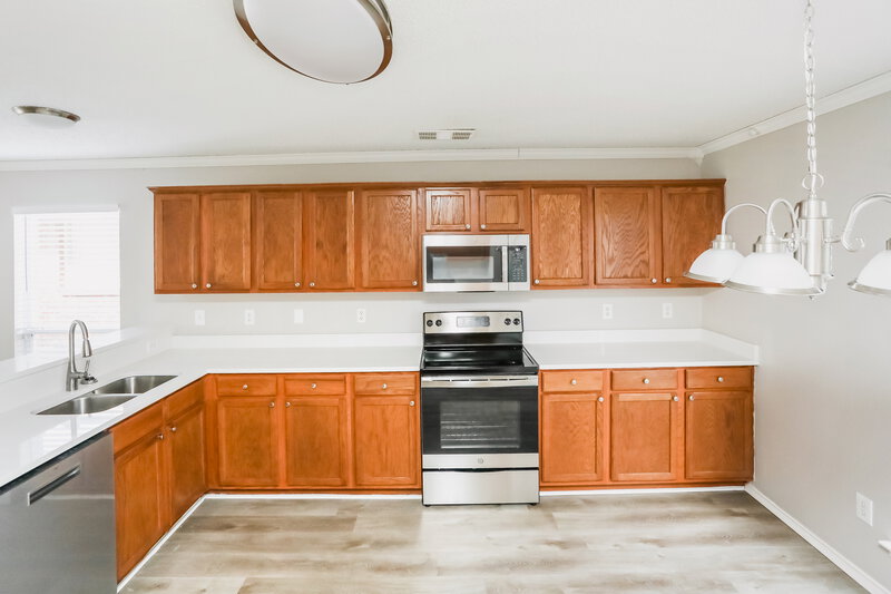 2,395/Mo, 736 Eldorado Dr Desoto, TX 75115 Kitchen View 2