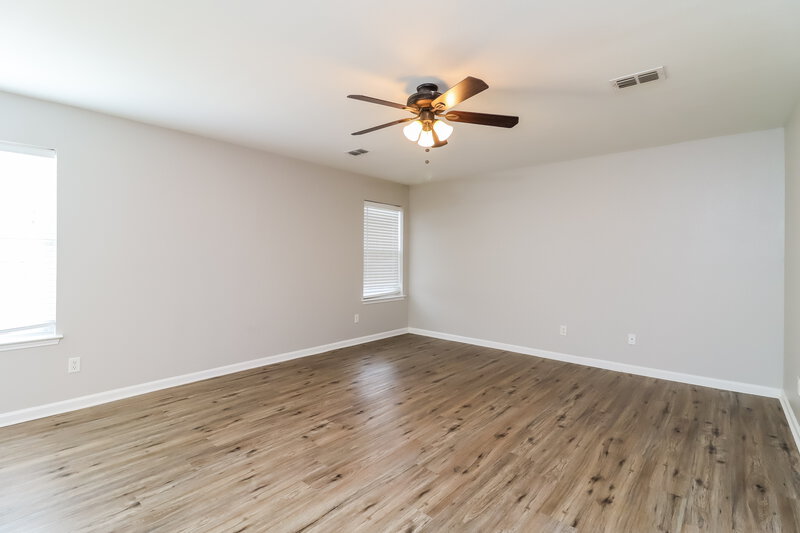2,715/Mo, 413 Centennial Pl Crowley, TX 76036 Main Bedroom View