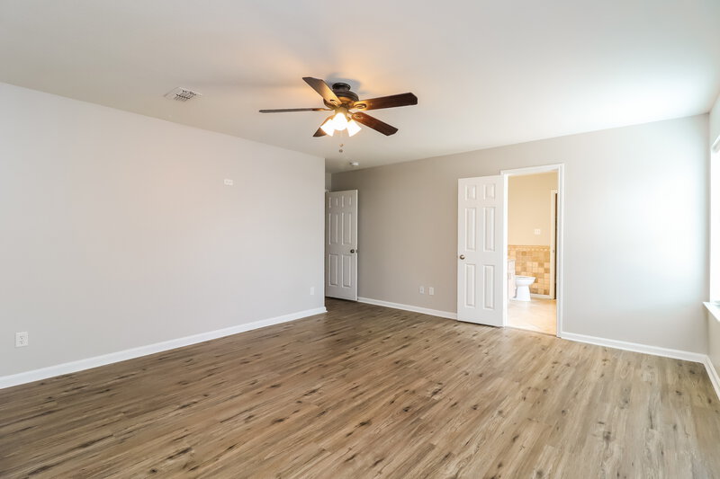 2,715/Mo, 413 Centennial Pl Crowley, TX 76036 Main Bedroom View 2