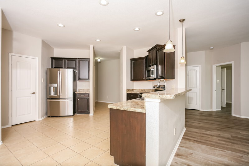 2,355/Mo, 3013 Melrose Dr Seagoville, TX 75159 Kitchen View