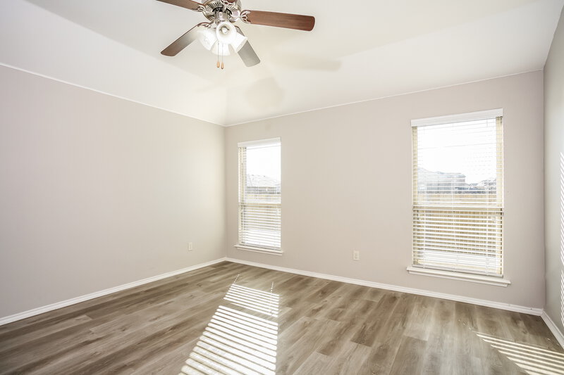 2,355/Mo, 3013 Melrose Dr Seagoville, TX 75159 Main Bedroom View