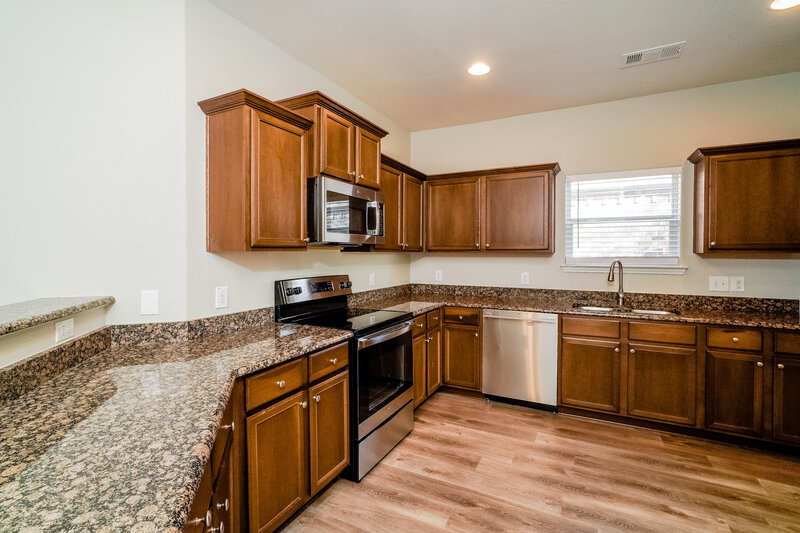2,240/Mo, 1140 Maplewood Ln Crowley, TX 76036 Kitchen View