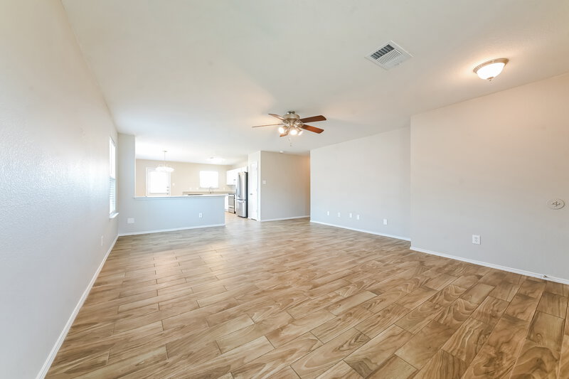 2,095/Mo, 126 Stanford Dr Forney, TX 75126 Living Room View 3