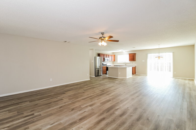 2,275/Mo, 10412 Woodruff Ct Fort Worth, TX 76244 Living Room View 3