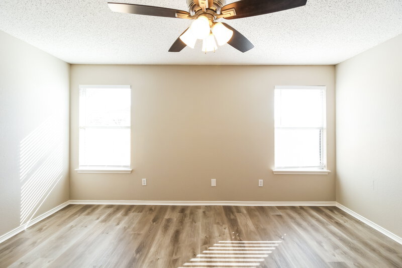 2,275/Mo, 10412 Woodruff Ct Fort Worth, TX 76244 Main Bedroom View