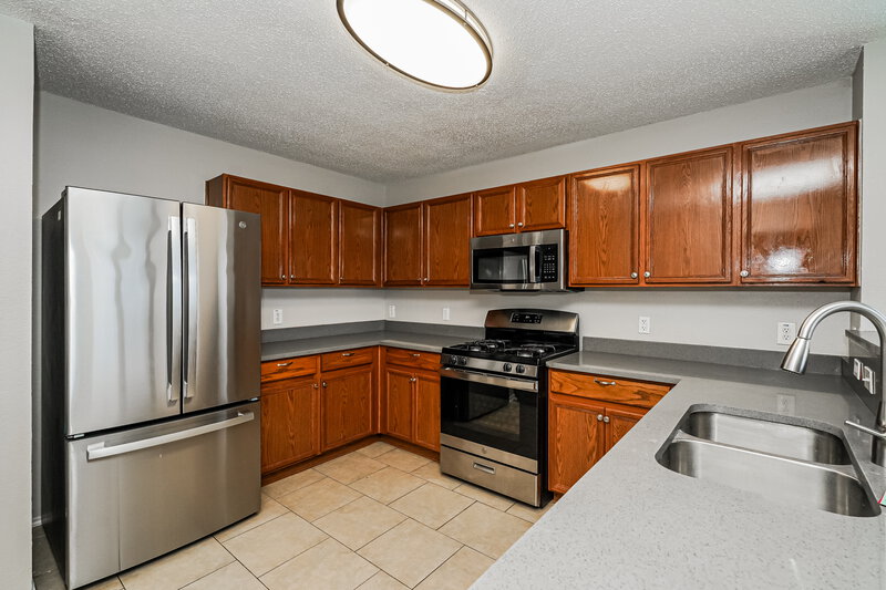 2,580/Mo, 2036 Silverado Dr Mesquite, TX 75181 Kitchen View 2