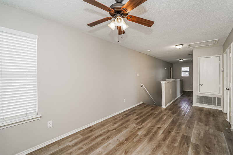 2,580/Mo, 2036 Silverado Dr Mesquite, TX 75181 Loft View