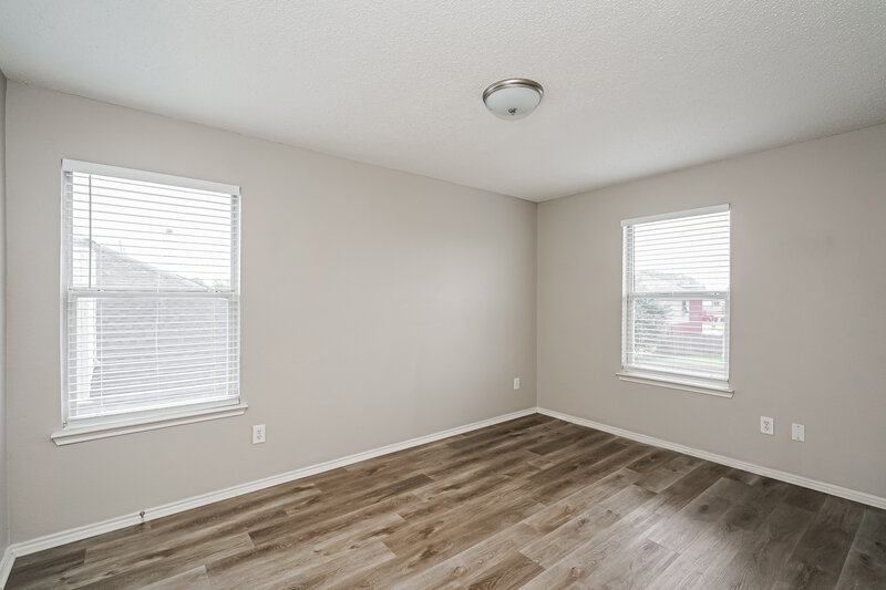 2,580/Mo, 2036 Silverado Dr Mesquite, TX 75181 Bedroom View 2