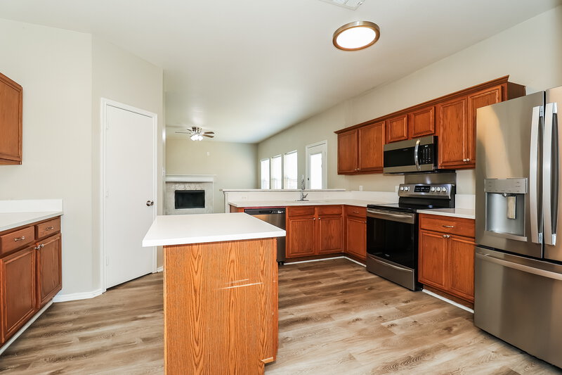 2,715/Mo, 1723 Country Crest Ln Mansfield, TX 76063 Kitchen View