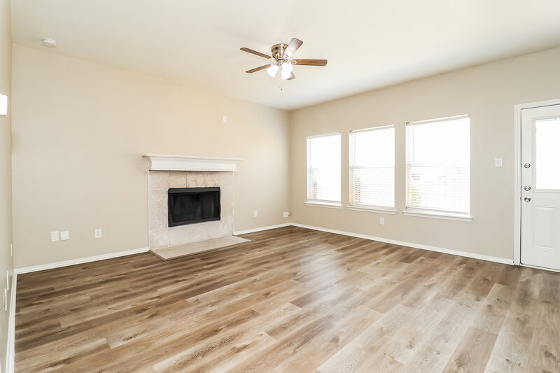 2,715/Mo, 1723 Country Crest Ln Mansfield, TX 76063 Family Room View